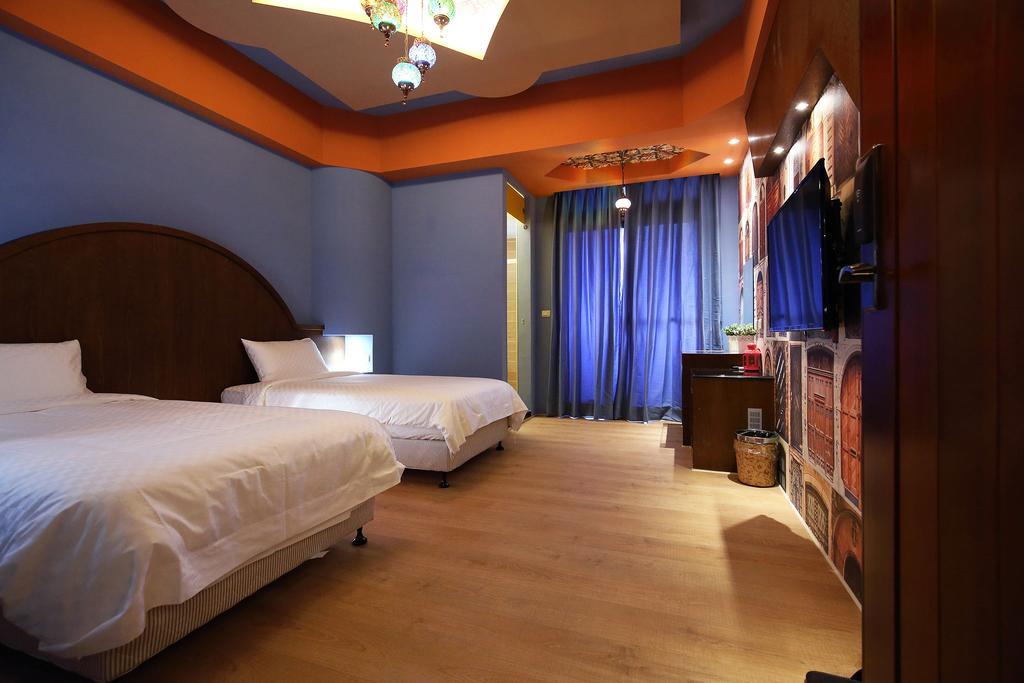 Buckingham Palace B&B Beipu Zewnętrze zdjęcie